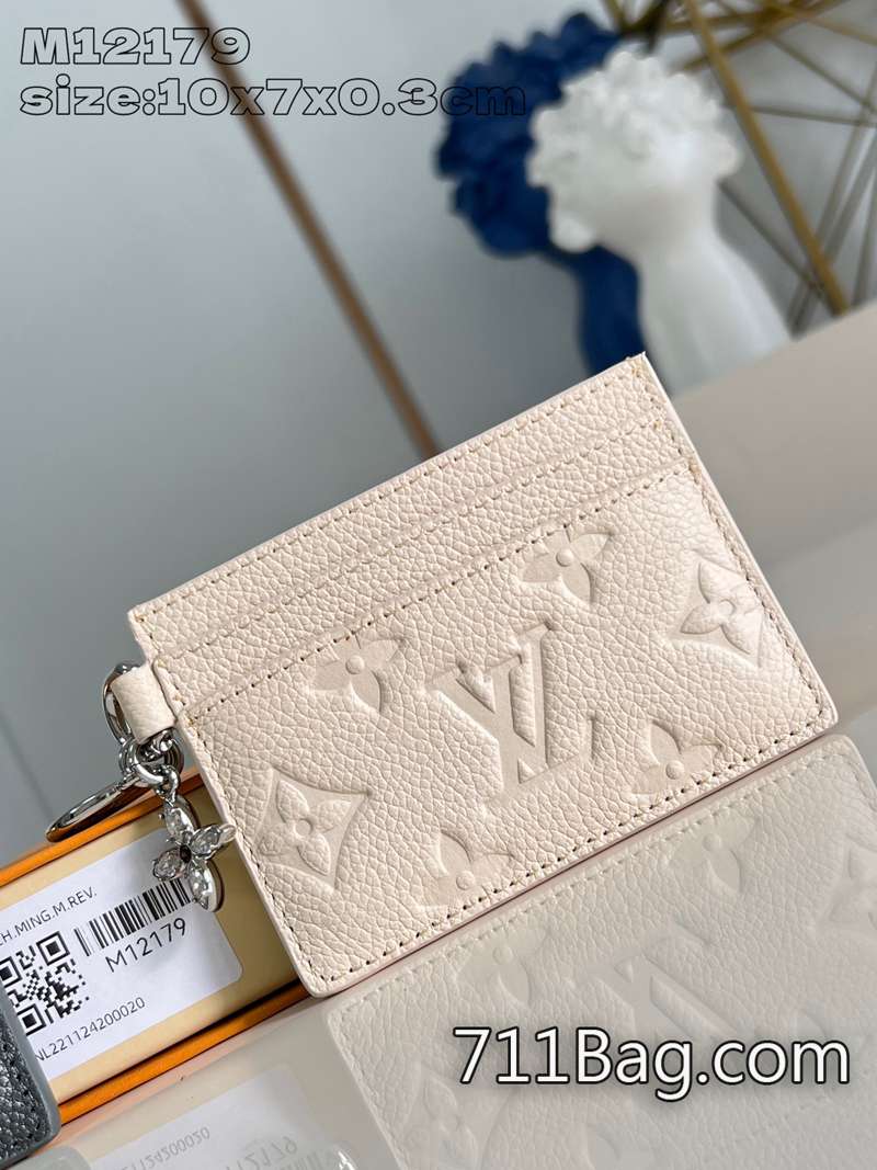A貨LV M12179白 細節還原真品質感 原單LV專櫃品質包10.2x7.3x0.3cm A貨LV M12179白 細節還原真品質感 原單LV專櫃品質包10.2x7.3x0.3cm