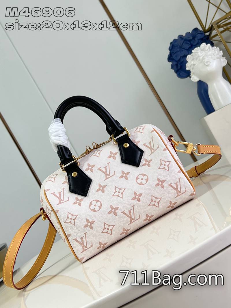 一比一LV M46906白花 頂級進口皮手感柔軟 高仿LV雙肩包正品質感20.5x13.5x12cm 一比一LV M46906白花 頂級進口皮手感柔軟 高仿LV雙肩包正品質感20.5x13.5x12cm