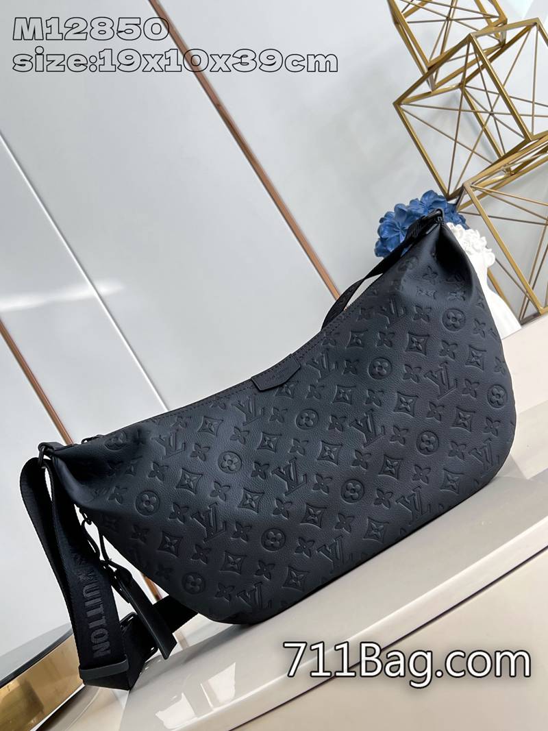 頂級超3ALV M12850 手工縫線完美包包 A貨LV黑色斜跨包19x10x39cm 頂級超3ALV M12850 手工縫線完美包包 A貨LV黑色斜跨包19x10x39cm