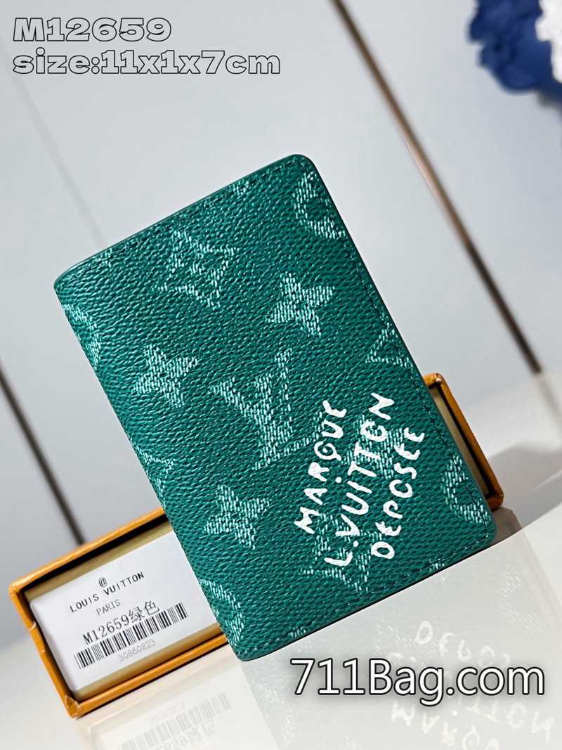 高仿LV M12659綠 高仿精品中的精品 高仿LV爆款托特包11.1x1x7.5cm 高仿LV M12659綠 高仿精品中的精品 高仿LV爆款托特包11.1x1x7.5cm