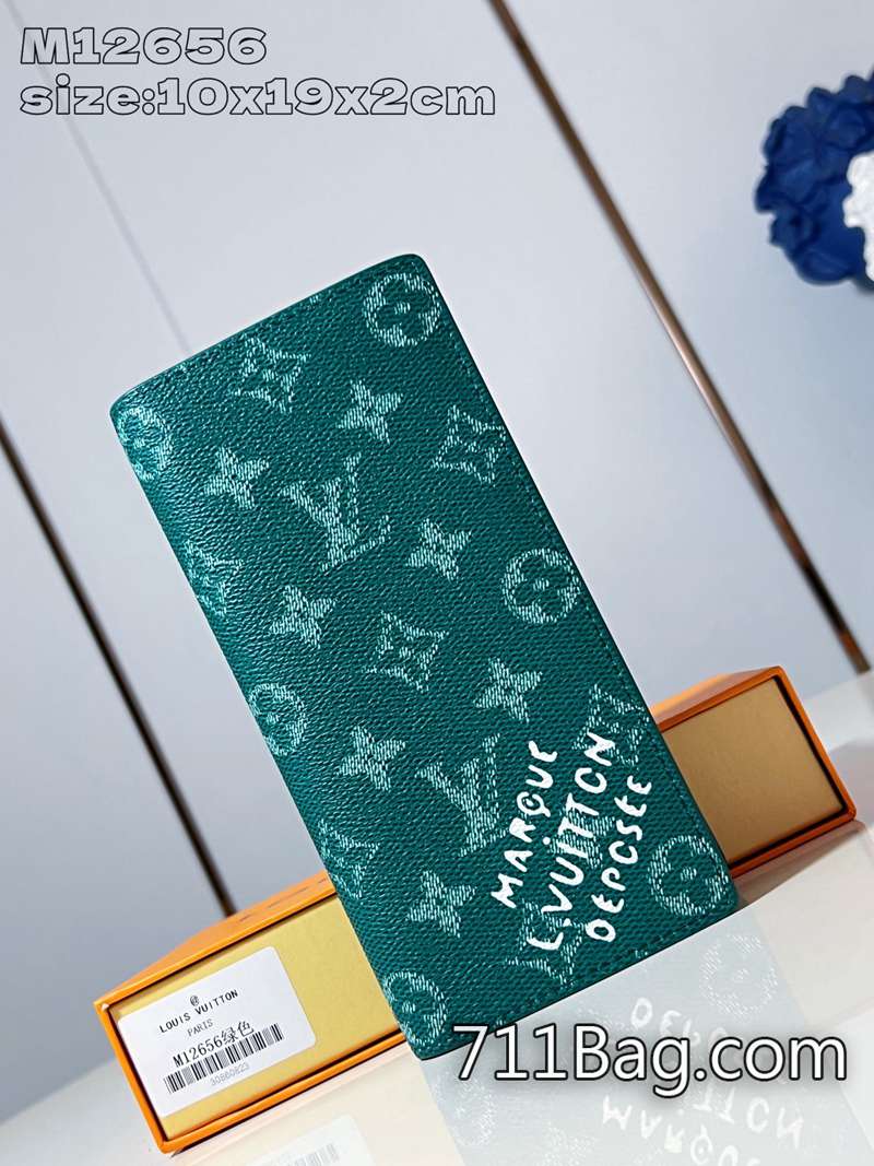 高仿LV M12656綠 高端質感經典款包包 超3A LV歐美專櫃款19x2x10cm 高仿LV M12656綠 高端質感經典款包包 超3A LV歐美專櫃款19x2x10cm
