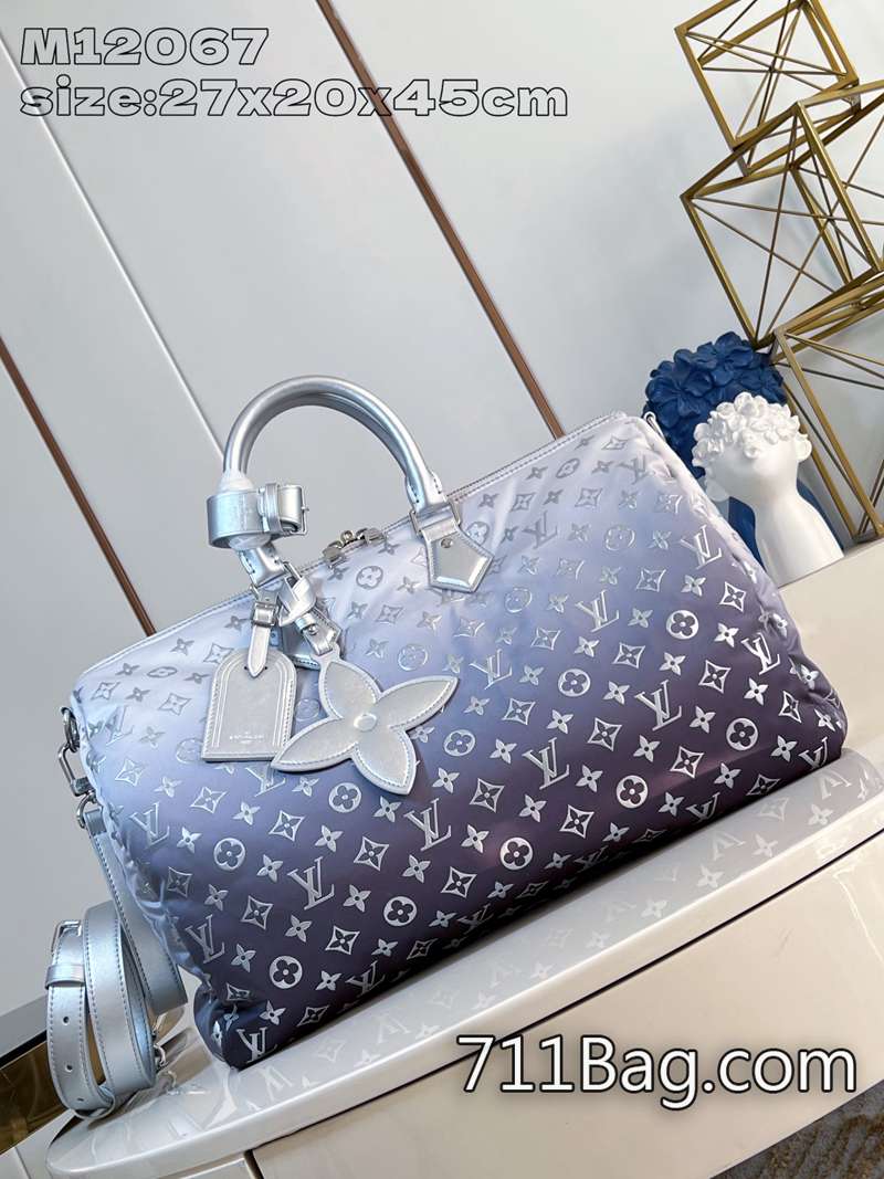 高仿LV M12067 做工考究高端包包 精仿LV奢華手袋27x20x45cm 高仿LV M12067 做工考究高端包包 精仿LV奢華手袋27x20x45cm