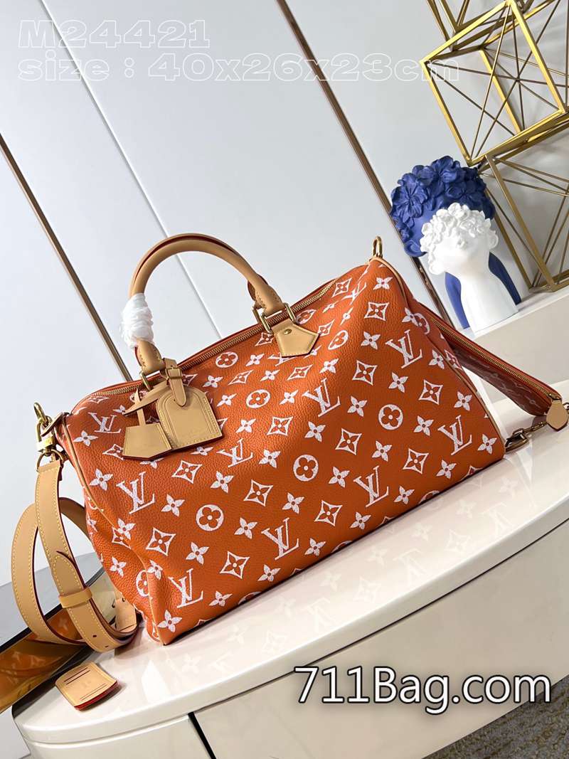 精仿LV M24421橙 皮革柔軟細膩包包 一比一LV多功能包包40x26x23cm 精仿LV M24421橙 皮革柔軟細膩包包 一比一LV多功能包包40x26x23cm