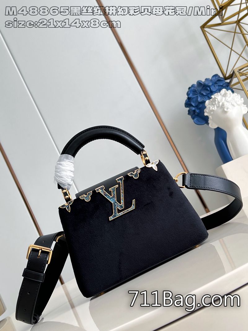 精品LV M48865黑絲絨拼幻彩貝母花冠/迷你 做工嚴謹高仿名牌包 精仿LV肩背水桶包可拆卸肩帶成就舒適肩背和斜挎體驗。27x18x9cm 精品LV M48865黑絲絨拼幻彩貝母花冠/迷你 做工嚴謹高仿名牌包 精仿LV肩背水桶包可拆卸肩帶成就舒適肩背和斜挎體驗。27x18x9cm