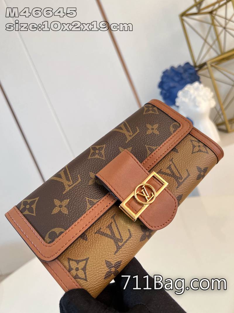 A貨LV M46645 頂級進口皮打造LV包 超3A LV復刻系列10x2x19cm A貨LV M46645 頂級進口皮打造LV包 超3A LV復刻系列10x2x19cm
