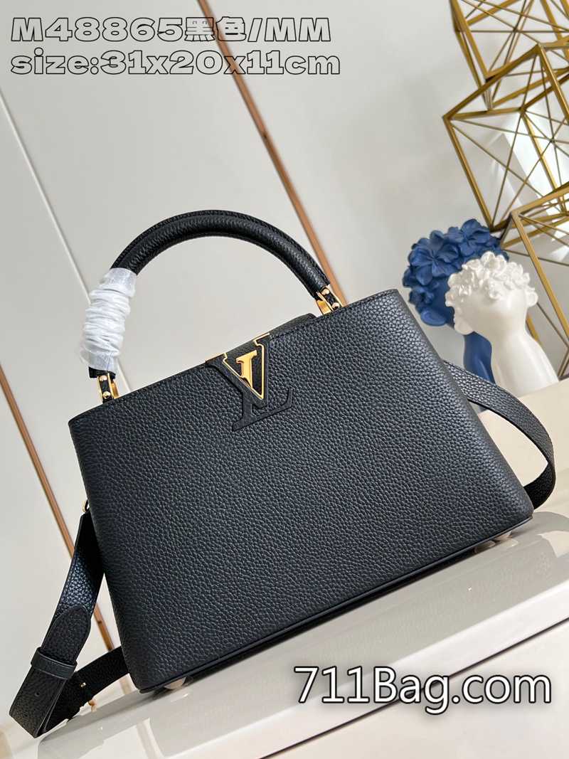 精品高仿路易威登 M48865黑色/中號 嚴選皮料手工包款 精仿LV牛皮單肩包輕巧構型適宜全天背攜,可拆卸肩帶提供手持、肩背或斜挎體驗。20x11x31.05cm 精品高仿路易威登 M48865黑色/中號 嚴選皮料手工包款 精仿LV牛皮單肩包輕巧構型適宜全天背攜,可拆卸肩帶提供手持、肩背或斜挎體驗。20x11x31.05cm