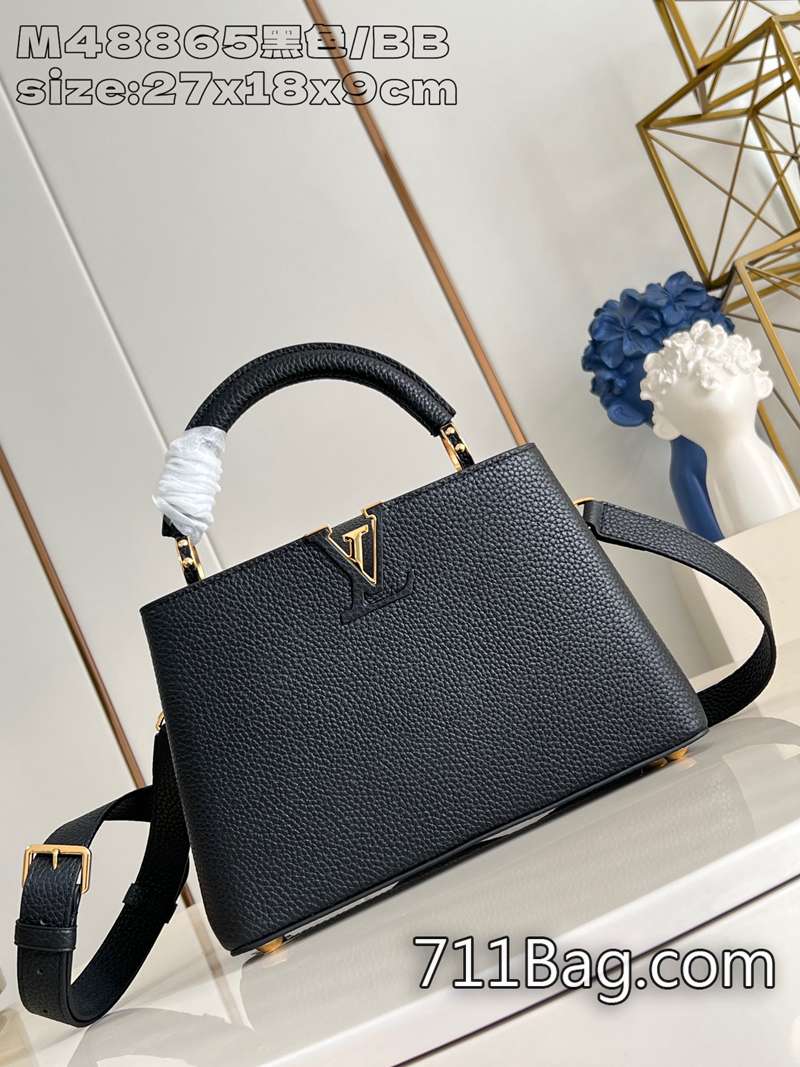 精品LV M48865黑色/小號 頂級進口皮手感柔軟 精品LV細節一比一皮革包覆LV字母,宛如珠寶的手柄環承襲經典硬箱設計,別致翻蓋綻放Monogram花卉。系上肩帶,手提斜挎隨心切換。17.3x9x27cm 精品LV M48865黑色/小號 頂級進口皮手感柔軟 精品LV細節一比一皮革包覆LV字母,宛如珠寶的手柄環承襲經典硬箱設計,別致翻蓋綻放Monogram花卉。系上肩帶,手提斜挎隨心切換。17.3x9x27cm