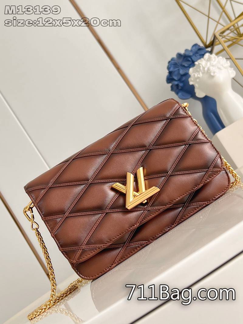 一比一LV M13139焦糖 完美五金搭配真皮 超3A LV背包款12x5x20cm 一比一LV M13139焦糖 完美五金搭配真皮 超3A LV背包款12x5x20cm