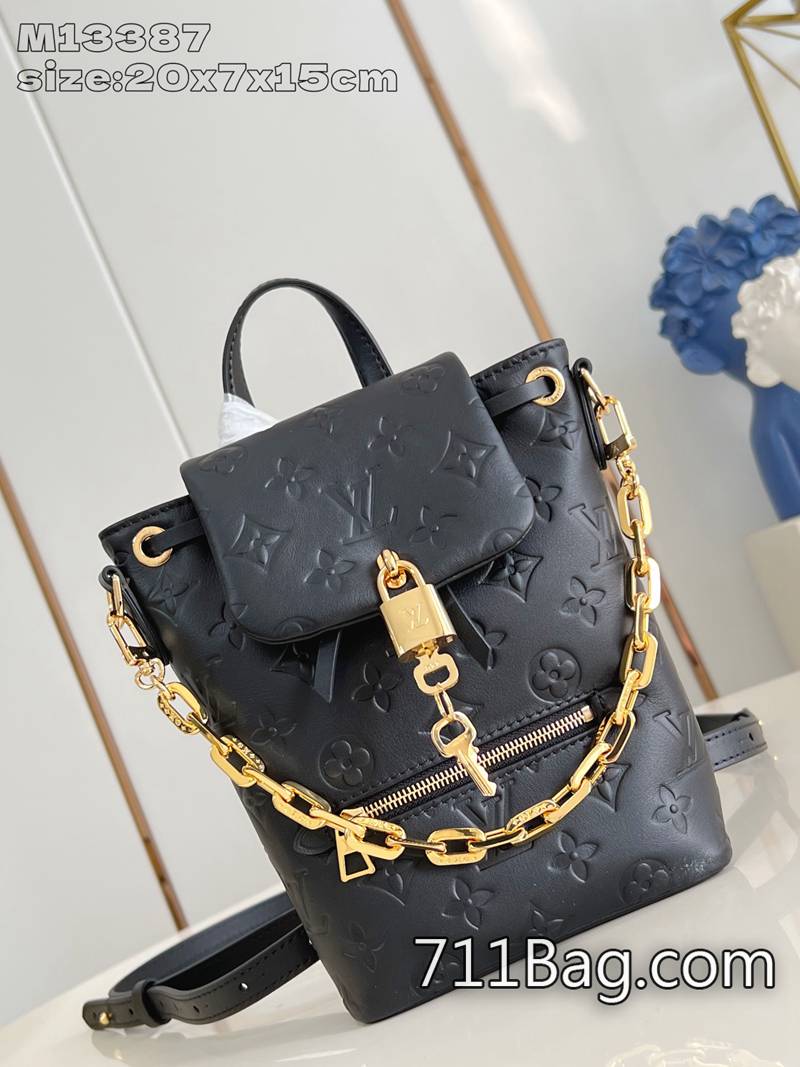 精品路易威登 M13387黑 細節到位一比一精品 超3A LV潮流斜背包20x7.5x15cm 精品路易威登 M13387黑 細節到位一比一精品 超3A LV潮流斜背包20x7.5x15cm