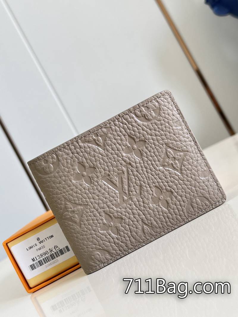 超3ALV M13890灰 高品質五金無色差 精品LV手拿包熱銷這款時尚的小型錢包幾乎可以輕易放進任何口袋。11.5x9x1.5cm 超3ALV M13890灰 高品質五金無色差 精品LV手拿包熱銷這款時尚的小型錢包幾乎可以輕易放進任何口袋。11.5x9x1.5cm