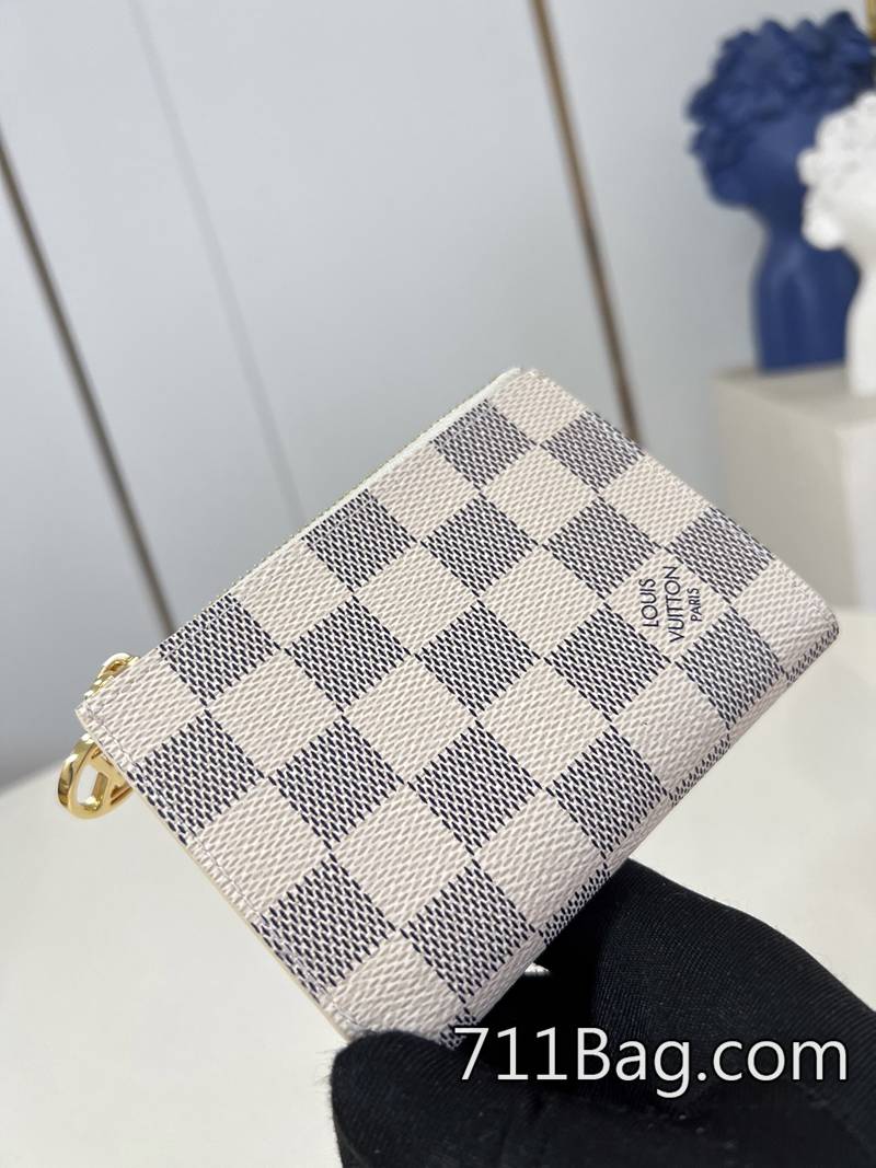 頂級A貨LV M00133白格 高仿精品中的精品 精仿LV柔軟真皮包9x11.5x1.5cm 頂級A貨LV M00133白格 高仿精品中的精品 精仿LV柔軟真皮包9x11.5x1.5cm
