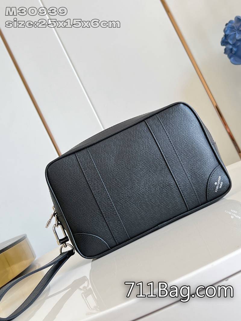 精仿路易威登 M30939 品質嚴選頂級原料 精品LV原廠皮復刻size:25×15.5×6.5cm 精仿路易威登 M30939 品質嚴選頂級原料 精品LV原廠皮復刻size:25×15.5×6.5cm