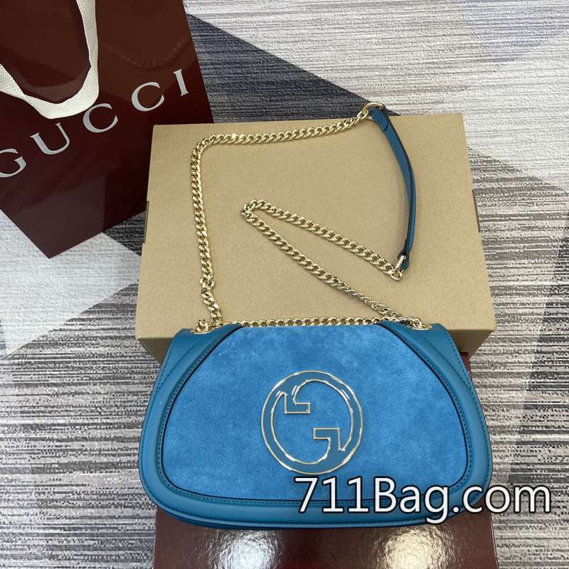 精品A貨Gucci 815715 嚴選材質打造精品包 Gucci仿包影片介紹尺寸:26(長)x16(寬)x8(厚)顏色:藍色/磨砂皮。 精品A貨Gucci 815715 嚴選材質打造精品包 Gucci仿包影片介紹尺寸:26(長)x16(寬)x8(厚)顏色:藍色/磨砂皮。