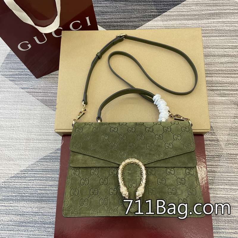 頂級精品Gucci 813399 社群曬圖款,高仿中的精品。 Gucci標籤原版製作尺寸:29.5厘米(寬)x20厘米(高)x10.5厘米(深)顏色:綠色壓磨砂/原廠皮。 頂級精品Gucci 813399 社群曬圖款,高仿中的精品。 Gucci標籤原版製作尺寸:29.5厘米(寬)x20厘米(高)x10.5厘米(深)顏色:綠色壓磨砂/原廠皮。