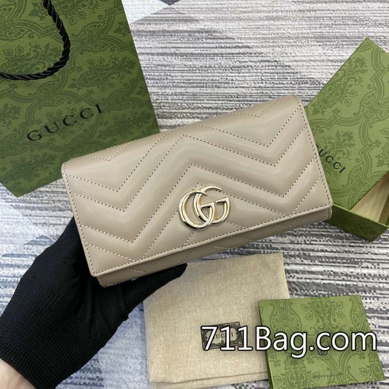 超3AGucci 443436 輕量化設計,攜帶更輕鬆。 Gucci GG圖騰高仿尺寸:19(寬)x10.5(高)x3cm(深)顏色:灰褐色/原廠皮。 超3AGucci 443436 輕量化設計,攜帶更輕鬆。 Gucci GG圖騰高仿尺寸:19(寬)x10.5(高)x3cm(深)顏色:灰褐色/原廠皮。