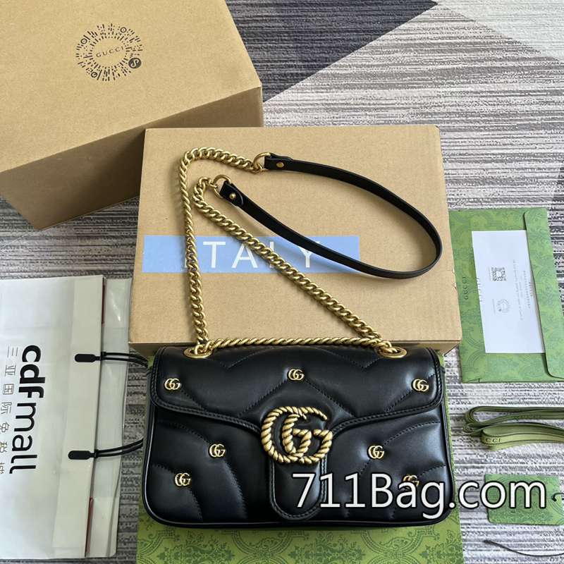 精品Gucci 443497 五金質感厚重,開關順手不卡。 高仿Gucci後背包尺寸:26(寬)x15(高)x7cm(深)顏色:黑色/原廠皮。 精品Gucci 443497 五金質感厚重,開關順手不卡。 高仿Gucci後背包尺寸:26(寬)x15(高)x7cm(深)顏色:黑色/原廠皮。
