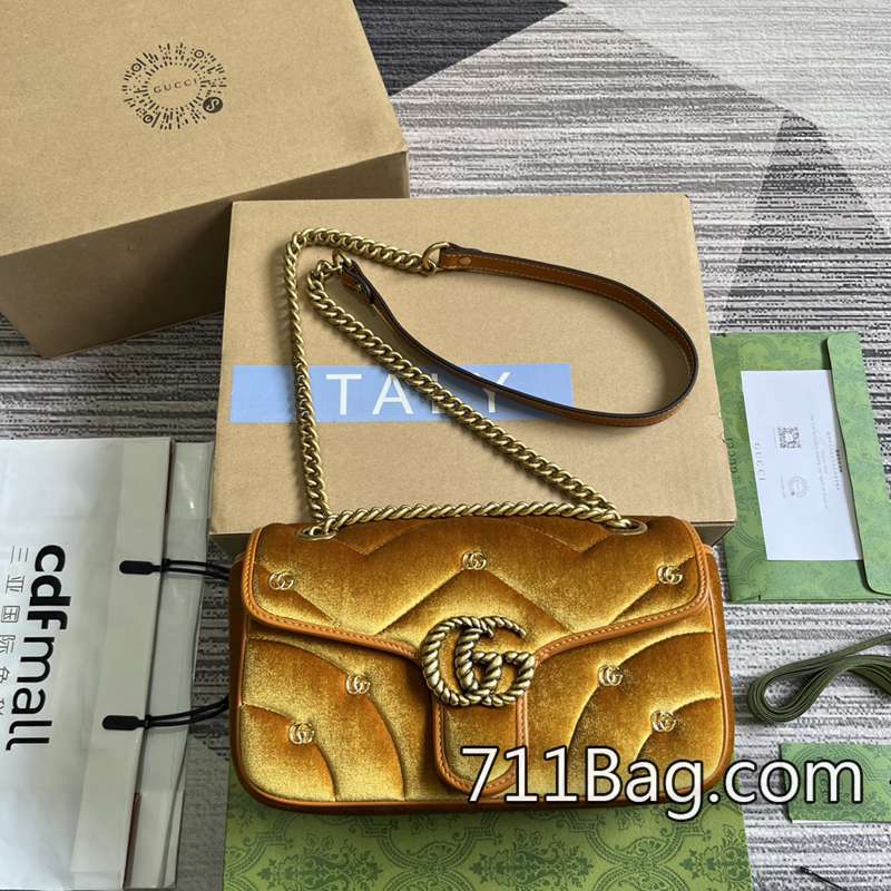 高仿Gucci 443497 手感細膩質感滿分 上班族必備Gucci A貨尺寸:26(寬)x15(高)x7cm(深)顏色:黃色/天鵝絨 高仿Gucci 443497 手感細膩質感滿分 上班族必備Gucci A貨尺寸:26(寬)x15(高)x7cm(深)顏色:黃色/天鵝絨