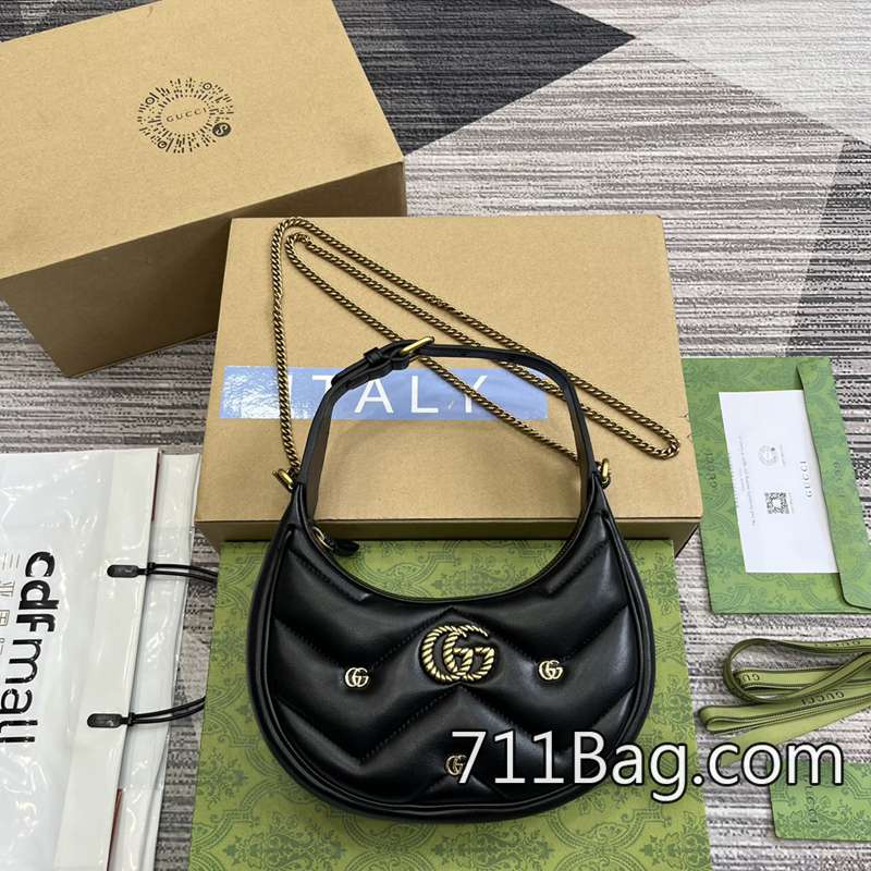 高仿Gucci 770983 頂級進口皮革女包 Gucci一比一高仿包尺寸:21(寬)x16(高)x5cm(深)顏色:黑色/原廠皮。 高仿Gucci 770983 頂級進口皮革女包 Gucci一比一高仿包尺寸:21(寬)x16(高)x5cm(深)顏色:黑色/原廠皮。
