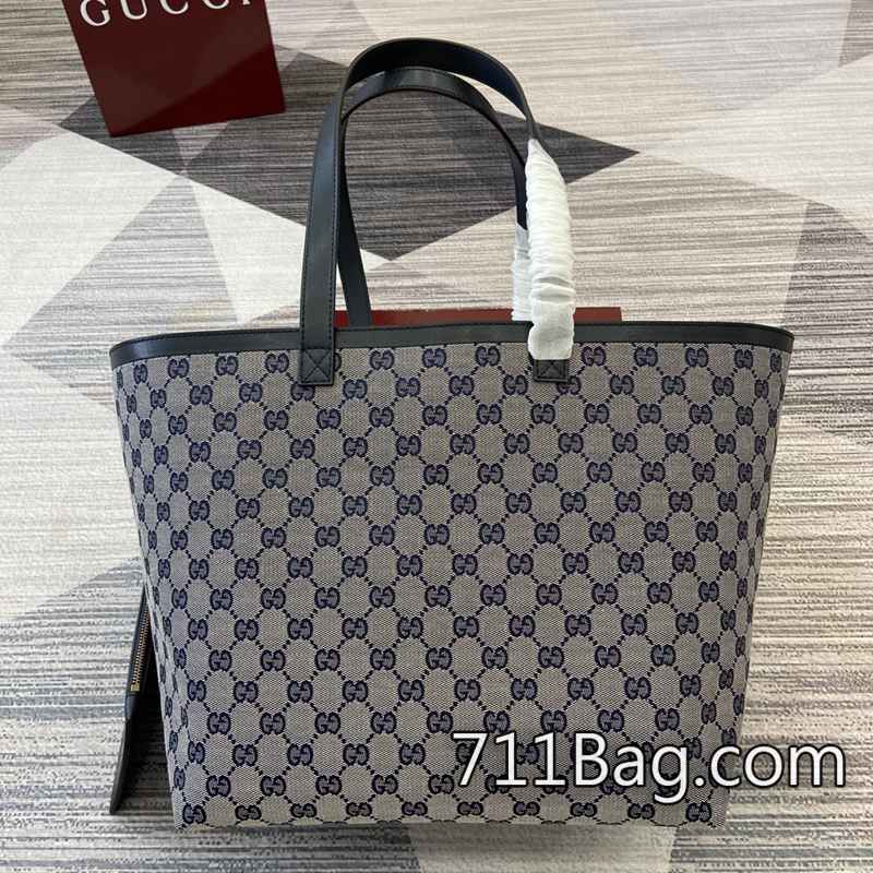 精仿Gucci古馳 788203 色彩飽和度高,還原度極佳。 Gucci仿包影片介紹尺寸:30(長)x28(高)x26cm(厚)顏色:藍佈藍皮/原廠皮。意大利創作 精仿Gucci古馳 788203 色彩飽和度高,還原度極佳。 Gucci仿包影片介紹尺寸:30(長)x28(高)x26cm(厚)顏色:藍佈藍皮/原廠皮。意大利創作