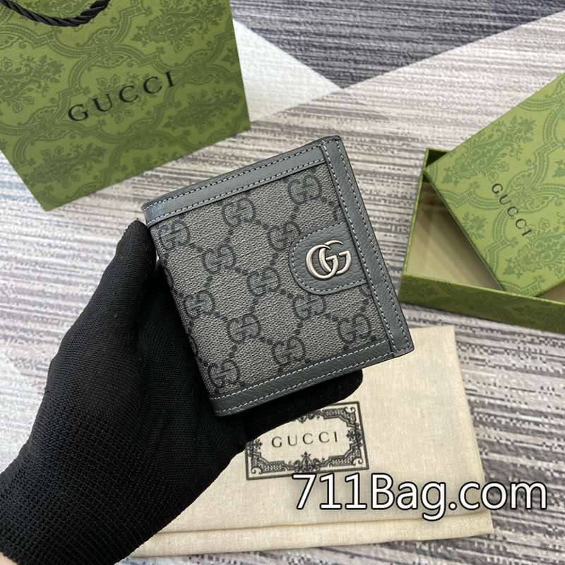 A貨Gucci古馳 732016 壓紋清晰,立體感強,層次分明。 時尚達人愛用Gucci仿包尺寸:10*10cm。顏色:灰色/pvc。 A貨Gucci古馳 732016 壓紋清晰,立體感強,層次分明。 時尚達人愛用Gucci仿包尺寸:10*10cm。顏色:灰色/pvc。