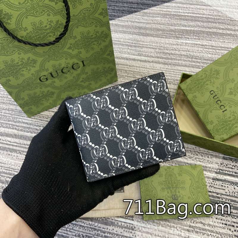 超3AGucci 802019 精品做工頂級還原 Gucci高仿人氣款尺寸:21(長)x9(寬)顏色:深灰色pvc/荔枝紋。 超3AGucci 802019 精品做工頂級還原 Gucci高仿人氣款尺寸:21(長)x9(寬)顏色:深灰色pvc/荔枝紋。