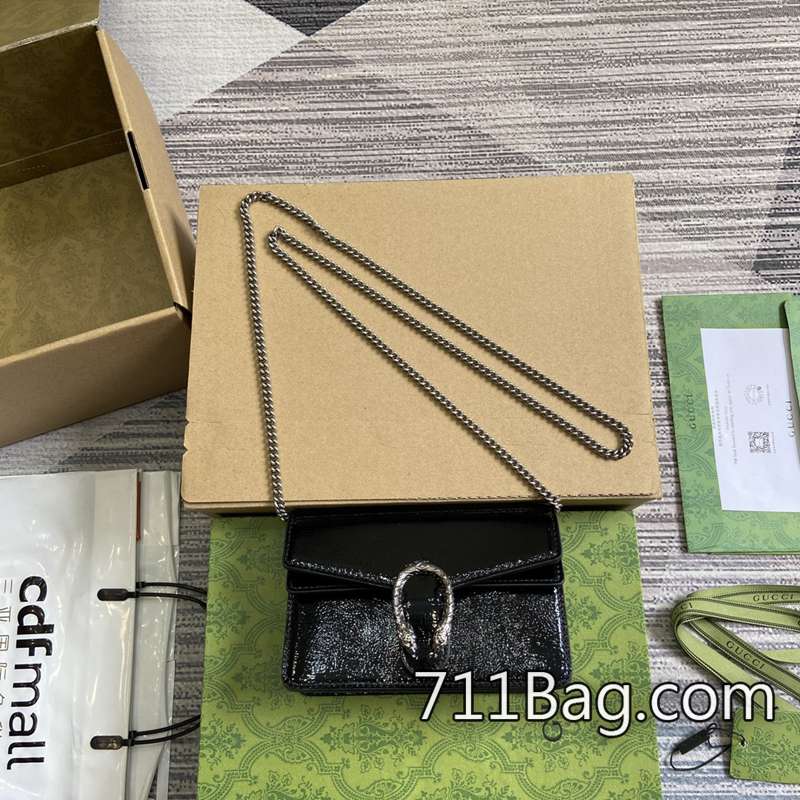 超3AGucci 795368 高仿精品中的精品 氣質女神必備Gucci A貨尺寸:17.5(寬)x11(高)x6.5厘米(深)顏色:黑色/漆皮原廠皮。 超3AGucci 795368 高仿精品中的精品 氣質女神必備Gucci A貨尺寸:17.5(寬)x11(高)x6.5厘米(深)顏色:黑色/漆皮原廠皮。