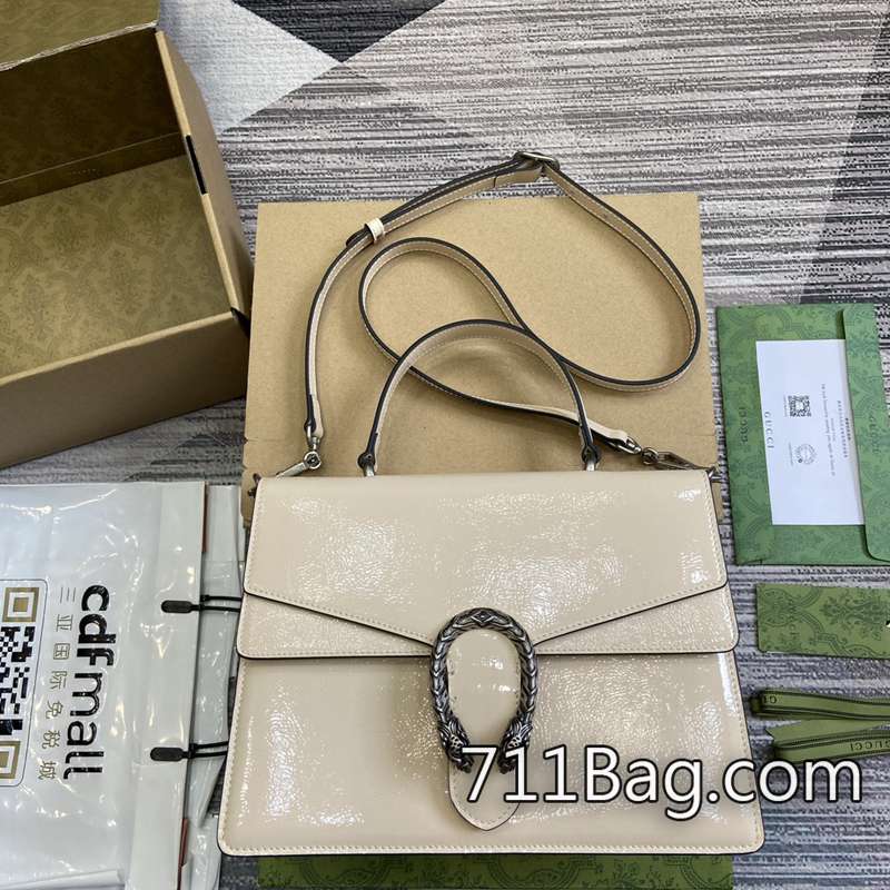 超3AGucci 795007 內裡選用高級絨佈,觸感絲滑。 Gucci一比一代購貨源 超3AGucci 795007 內裡選用高級絨佈,觸感絲滑。 Gucci一比一代購貨源