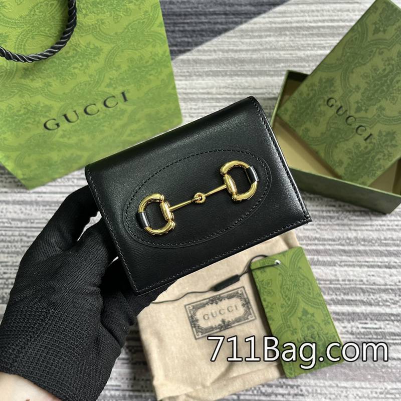 頂級超3AGucci 621887 包包一出廠即封膜保護。 Gucci Dionysus酒神包高仿 頂級超3AGucci 621887 包包一出廠即封膜保護。 Gucci Dionysus酒神包高仿