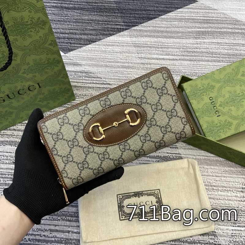 頂級精品Gucci古馳 621889 仿真度極高,細節媲美專櫃正品。 Gucci高仿熱銷Top10 頂級精品Gucci古馳 621889 仿真度極高,細節媲美專櫃正品。 Gucci高仿熱銷Top10