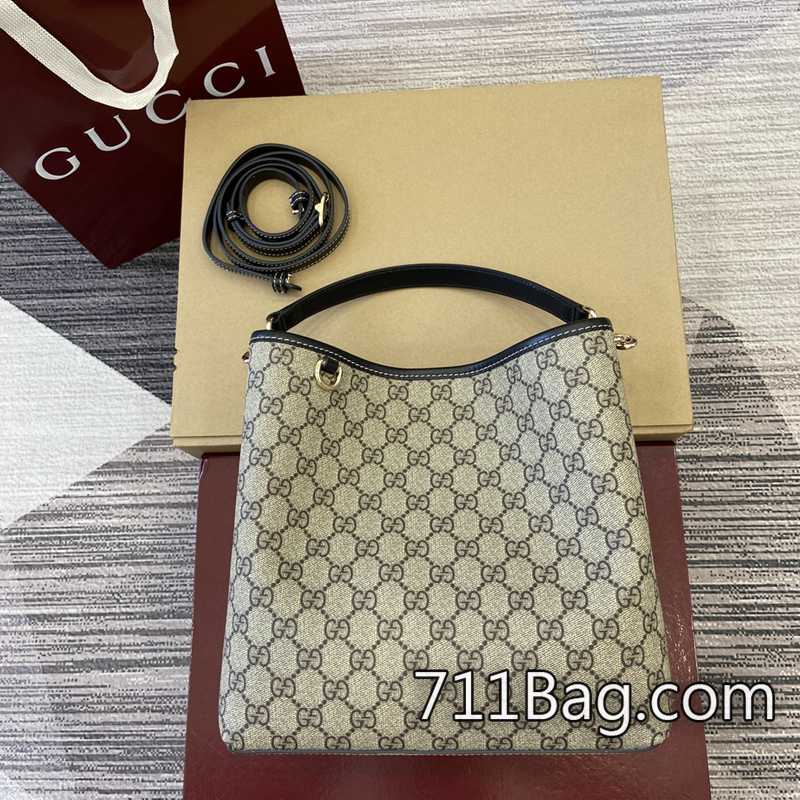精仿Gucci 815103 標籤、吊牌與正品一致無差。 學生黨最愛Gucci高仿尺寸:25(長)x25(高)x15.5cm(厚)顏色:黑色/pvc。 精仿Gucci 815103 標籤、吊牌與正品一致無差。 學生黨最愛Gucci高仿尺寸:25(長)x25(高)x15.5cm(厚)顏色:黑色/pvc。