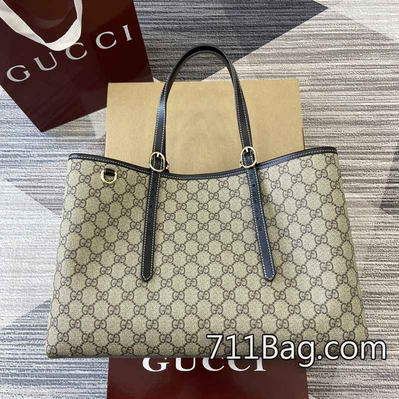 頂級A貨Gucci古馳 815213 細節還原真品質感 Gucci Padlock鎖頭包A貨尺寸:38✖25.5✖15cm。顏色:黑色/pvc。 頂級A貨Gucci古馳 815213 細節還原真品質感 Gucci Padlock鎖頭包A貨尺寸:38✖25.5✖15cm。顏色:黑色/pvc。