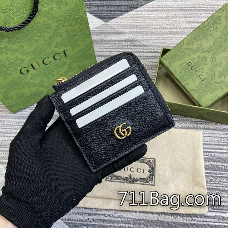 超3AGucci 739497 五金配件採用電鍍工藝,不易褪色。 網紅同款Gucci高仿尺寸:10.5*10*1cm。顏色:黑色/原廠皮。 超3AGucci 739497 五金配件採用電鍍工藝,不易褪色。 網紅同款Gucci高仿尺寸:10.5*10*1cm。顏色:黑色/原廠皮。