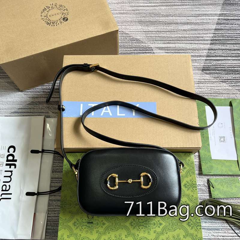 精仿Gucci 760196 用料不惜成本,隻為呈現極致仿真。 淘寶Gucci高仿包尺寸:20(寬)x13(高)x6cm(深)顏色:黑色原廠皮。 精仿Gucci 760196 用料不惜成本,隻為呈現極致仿真。 淘寶Gucci高仿包尺寸:20(寬)x13(高)x6cm(深)顏色:黑色原廠皮。