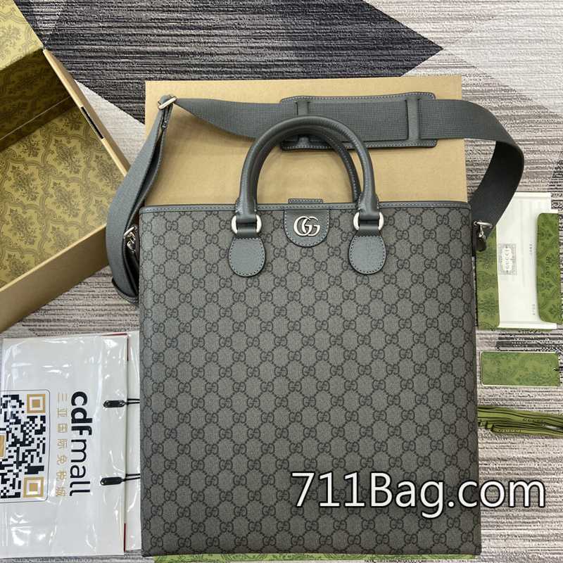 超3AGucci 792118 高仿精品中的精品 Gucci高仿熱銷Top10尺寸:36(寬)x38(高)x6厘米(深)顏色:灰色/pvc。 超3AGucci 792118 高仿精品中的精品 Gucci高仿熱銷Top10尺寸:36(寬)x38(高)x6厘米(深)顏色:灰色/pvc。