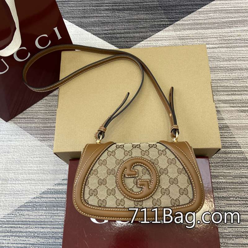 精品Gucci 815700 匠心工藝真皮精品包 Gucci仿包影片介紹尺寸:21.5(長)x11(高)x8cm(厚)顏色:棕色/帆佈。 精品Gucci 815700 匠心工藝真皮精品包 Gucci仿包影片介紹尺寸:21.5(長)x11(高)x8cm(厚)顏色:棕色/帆佈。