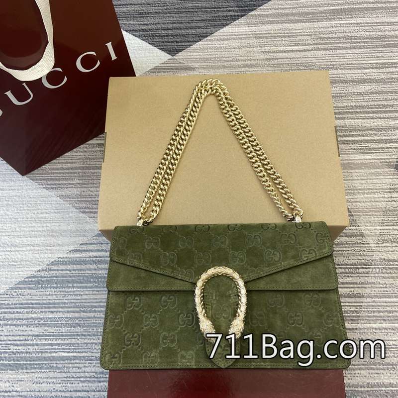 高仿Gucci 818145 包型挺立,結構不易變形。 Gucci A貨推薦顏色:綠色磨砂/原廠皮。 高仿Gucci 818145 包型挺立,結構不易變形。 Gucci A貨推薦顏色:綠色磨砂/原廠皮。