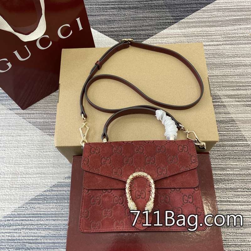 一比一Gucci 813400 客戶實拍反饋:與正品無異。 Gucci Dionysus酒神包高仿迷你尺寸:22厘米(寬)x16厘米(高)x8厘米(深)顏色:紅色壓磨砂/原廠皮 一比一Gucci 813400 客戶實拍反饋:與正品無異。 Gucci Dionysus酒神包高仿迷你尺寸:22厘米(寬)x16厘米(高)x8厘米(深)顏色:紅色壓磨砂/原廠皮