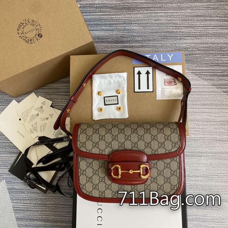 頂級一比一Gucci古馳 602204 採用正品同規格皮革供應商。 情侶款Gucci高仿推薦這款設計采用品牌標志性的米色和烏木色配色GGSupreme帆佈制成。型號:781402。尺寸:23*21*12cm顏色:棕色pvc 頂級一比一Gucci古馳 602204 採用正品同規格皮革供應商。 情侶款Gucci高仿推薦這款設計采用品牌標志性的米色和烏木色配色GGSupreme帆佈制成。型號:781402。尺寸:23*21*12cm顏色:棕色pvc