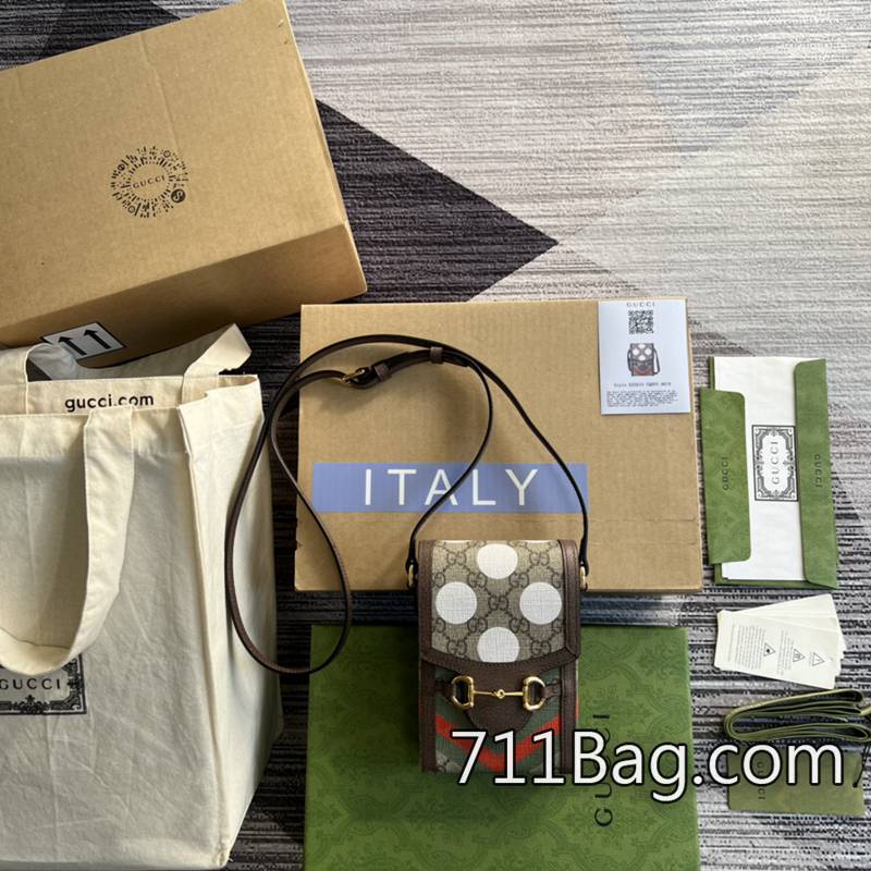 精品A貨Gucci 625615 內裡標籤與正品完全同步。 Gucci錢包A貨尺寸:11.5*17*4cm。顏色:棕pvc/印花。 精品A貨Gucci 625615 內裡標籤與正品完全同步。 Gucci錢包A貨尺寸:11.5*17*4cm。顏色:棕pvc/印花。