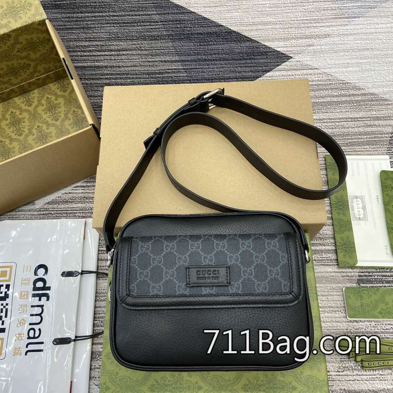 頂級高仿Gucci古馳 795464 專櫃對版材質還原度高 Gucci一比一高仿價格這款米色和白色超迷你手袋可手提可肩背,靈活滿足多種佩戴方式。型號:816357。尺寸:20(長)x12(寬)x6(厚)顏色:米膠燕麥色/原廠皮。 頂級高仿Gucci古馳 795464 專櫃對版材質還原度高 Gucci一比一高仿價格這款米色和白色超迷你手袋可手提可肩背,靈活滿足多種佩戴方式。型號:816357。尺寸:20(長)x12(寬)x6(厚)顏色:米膠燕麥色/原廠皮。