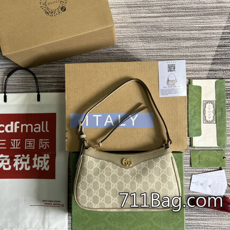 頂級A貨Gucci 735145 客人回購率極高,品質有保證。 Gucci A貨團購優惠尺寸:25*15*6.5cm。顏色:燕麥色/pvc。意大利創作 頂級A貨Gucci 735145 客人回購率極高,品質有保證。 Gucci A貨團購優惠尺寸:25*15*6.5cm。顏色:燕麥色/pvc。意大利創作