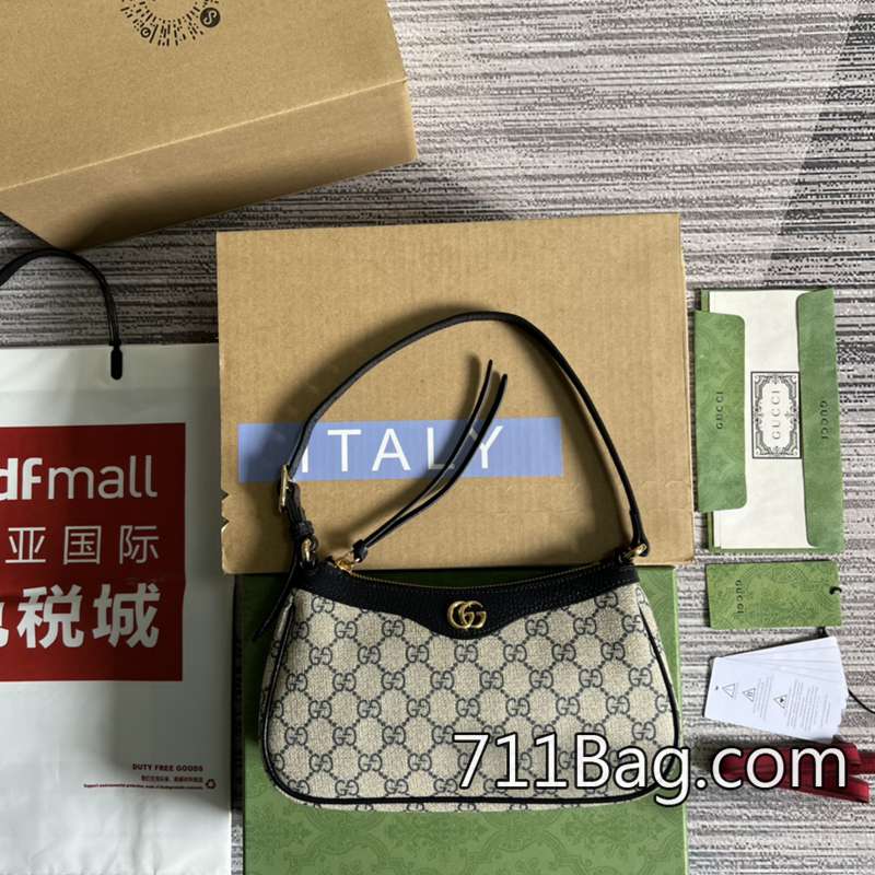 精品高仿Gucci古馳 735145 完美五金搭配真皮 情侶款Gucci高仿推薦尺寸:25*15*6.5cm。顏色:藍色/pvc。意大利創作 精品高仿Gucci古馳 735145 完美五金搭配真皮 情侶款Gucci高仿推薦尺寸:25*15*6.5cm。顏色:藍色/pvc。意大利創作