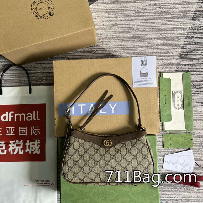 精品高仿Gucci 735145 採用進口原版皮革,手感柔軟細膩。 Gucci條紋經典仿包尺寸:25*15*6.5cm。顏色:棕色/pvc。意大利創作 精品高仿Gucci 735145 採用進口原版皮革,手感柔軟細膩。 Gucci條紋經典仿包尺寸:25*15*6.5cm。顏色:棕色/pvc。意大利創作