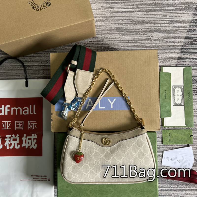 精仿Gucci 735132 每款包出廠前皆經嚴格檢驗。 Gucci高仿細節滿分尺寸:25*15.5*6cm。顏色:燕麥色/pvc。意大利創作 精仿Gucci 735132 每款包出廠前皆經嚴格檢驗。 Gucci高仿細節滿分尺寸:25*15.5*6cm。顏色:燕麥色/pvc。意大利創作