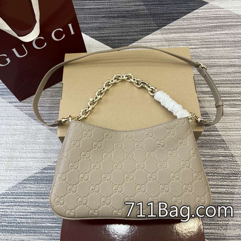 頂級超3AGucci 815263 品質嚴選頂級原料 Gucci A貨批發零售尺寸:29(長)x17(寬)x10cm(厚)顏色:灰壓全皮/原廠皮。 頂級超3AGucci 815263 品質嚴選頂級原料 Gucci A貨批發零售尺寸:29(長)x17(寬)x10cm(厚)顏色:灰壓全皮/原廠皮。
