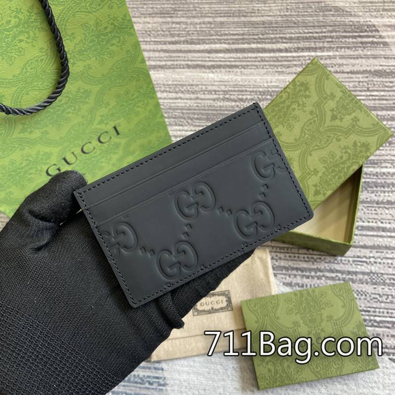 高仿Gucci 771315 做工嚴格打磨質感 Gucci托特包高仿尺寸:7厘米(長)x11厘米(寬)顏色:黑色/壓花G原廠皮 高仿Gucci 771315 做工嚴格打磨質感 Gucci托特包高仿尺寸:7厘米(長)x11厘米(寬)顏色:黑色/壓花G原廠皮
