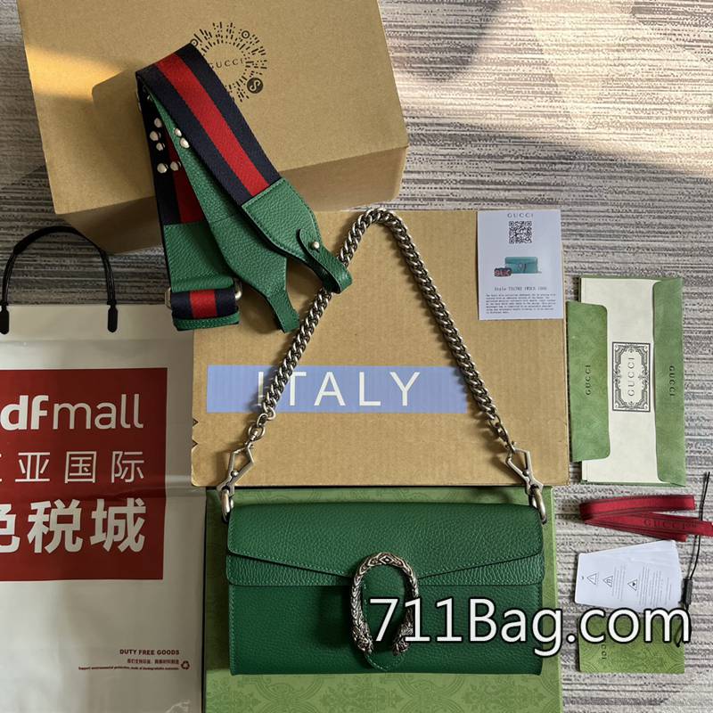 超3AGucci古馳 731782 色彩飽和度高,還原度極佳。 淘寶Gucci高仿包尺寸:25*14*4cm顏色:綠色全皮。 超3AGucci古馳 731782 色彩飽和度高,還原度極佳。 淘寶Gucci高仿包尺寸:25*14*4cm顏色:綠色全皮。