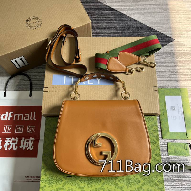高仿Gucci 721172 專櫃同步細節一樣 時尚達人愛用Gucci仿包尺寸:29(寬)x22(高)x7cm(深)顏色:棕色/原廠皮。意大利創作 高仿Gucci 721172 專櫃同步細節一樣 時尚達人愛用Gucci仿包尺寸:29(寬)x22(高)x7cm(深)顏色:棕色/原廠皮。意大利創作