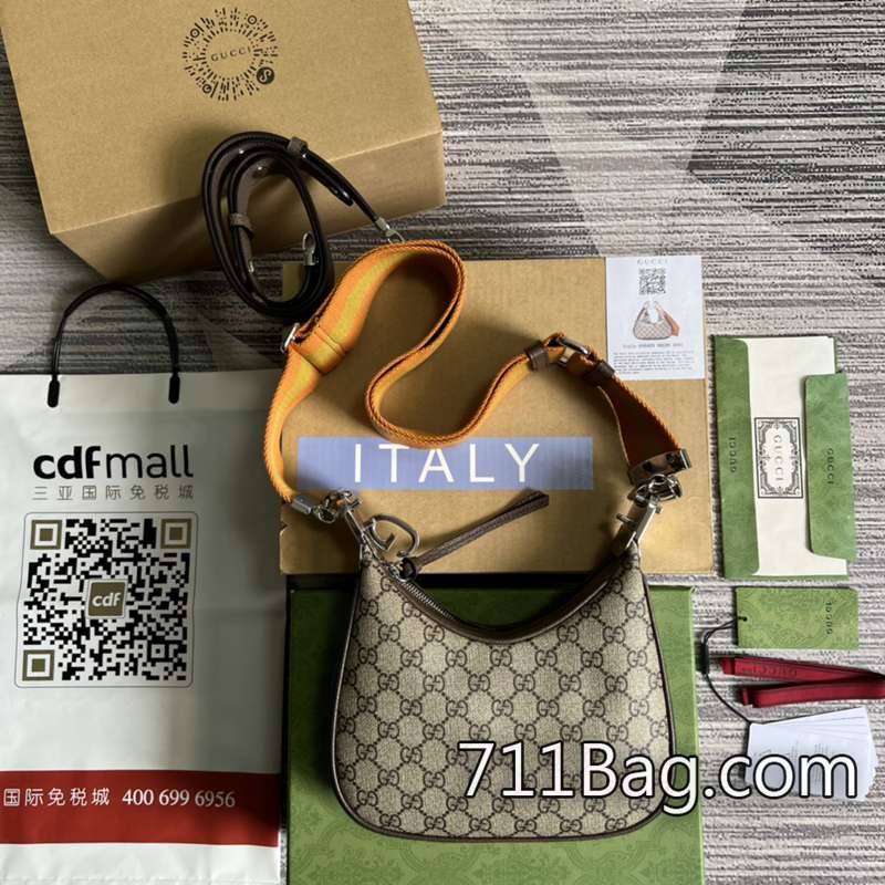 頂級精品Gucci 699409 高質量五金配件包包 Gucci Diana手袋高仿尺寸:23(寬)x22(高)x5cm(深)顏色:棕色pvc。 頂級精品Gucci 699409 高質量五金配件包包 Gucci Diana手袋高仿尺寸:23(寬)x22(高)x5cm(深)顏色:棕色pvc。