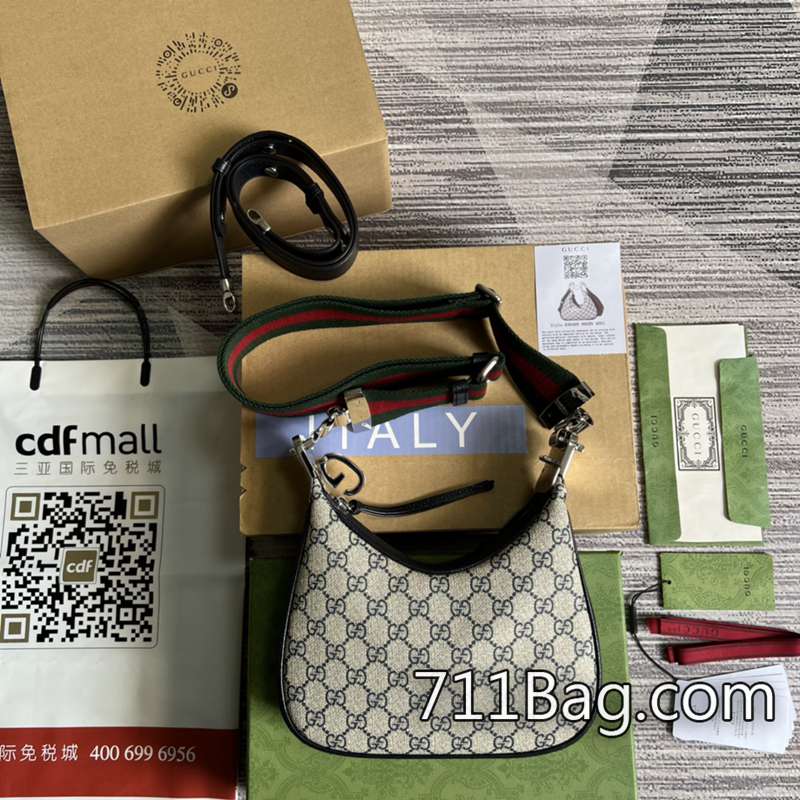 頂級高仿Gucci古馳 699409 高仿也能有好做工 學生黨最愛Gucci高仿尺寸:23(寬)x22(高)x5cm(深)顏色:藍色pvc 頂級高仿Gucci古馳 699409 高仿也能有好做工 學生黨最愛Gucci高仿尺寸:23(寬)x22(高)x5cm(深)顏色:藍色pvc